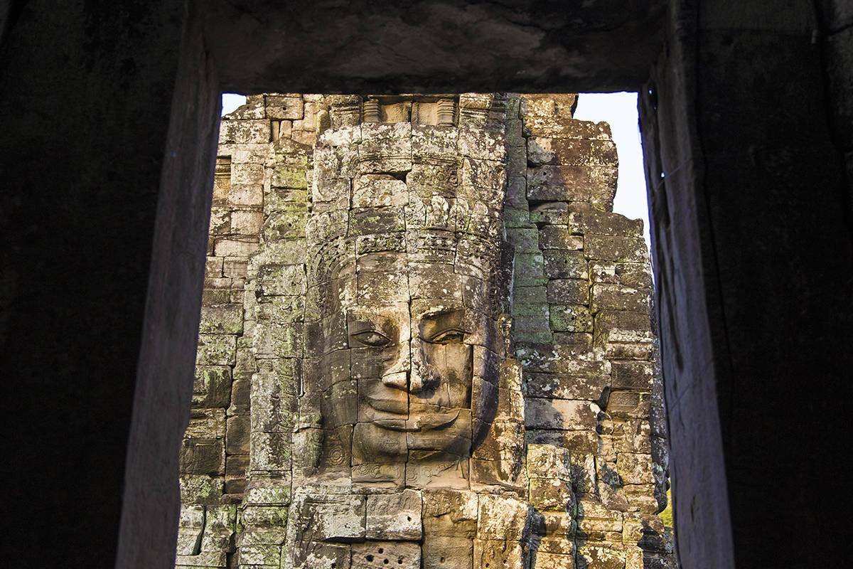 Angkor la foresta di pietra